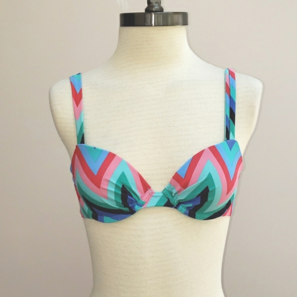 Aerie Blakely Pink and Blue Chevron Print Bikini Top, Size 32B